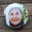 Grabstein Portraitfoto auf Emailleplatte in runder Form