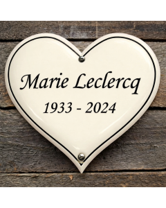 Textschild in Herzform