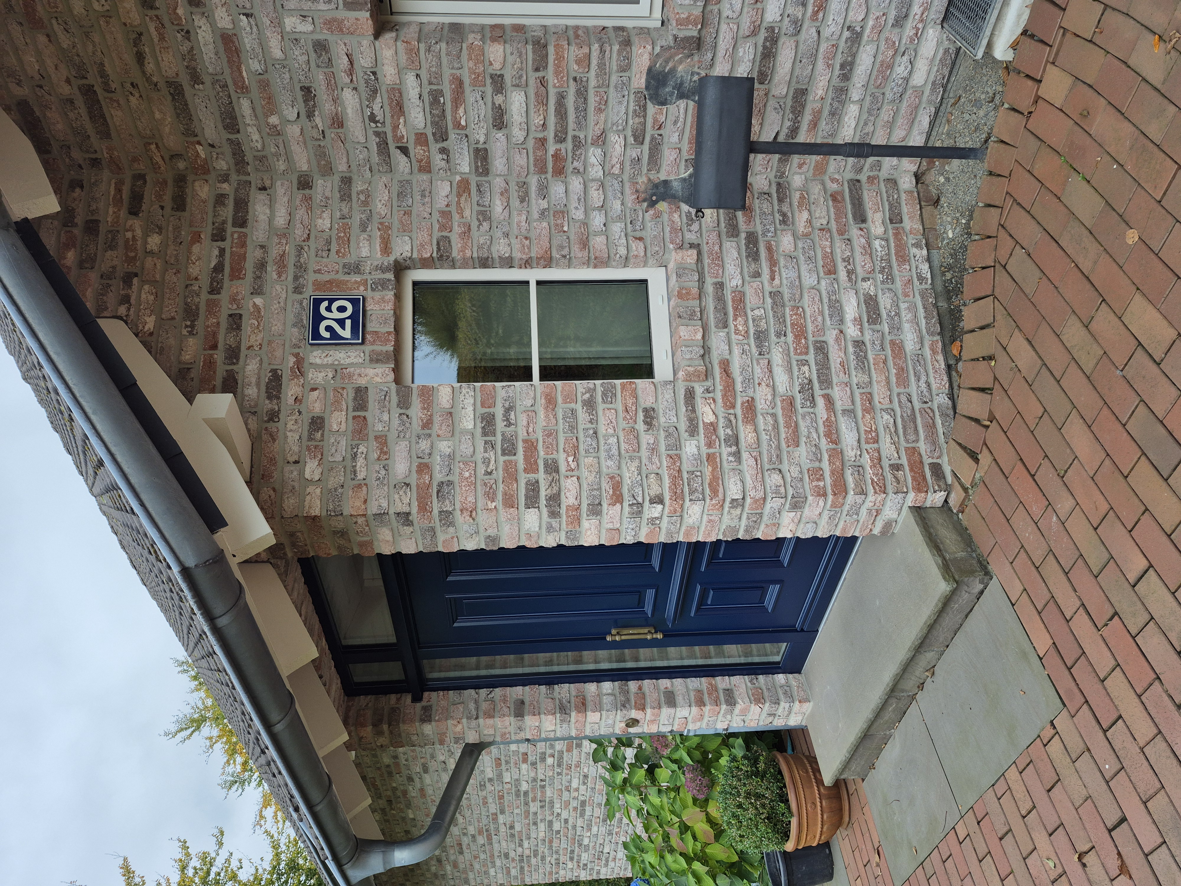 Moderne Hausnummer Bis-Involutus 20x20 cm